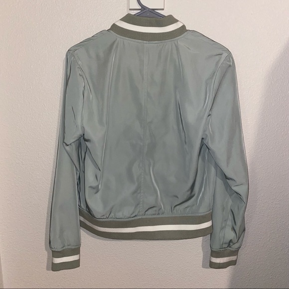 gap bomber jacket - Picture 2 of 4
